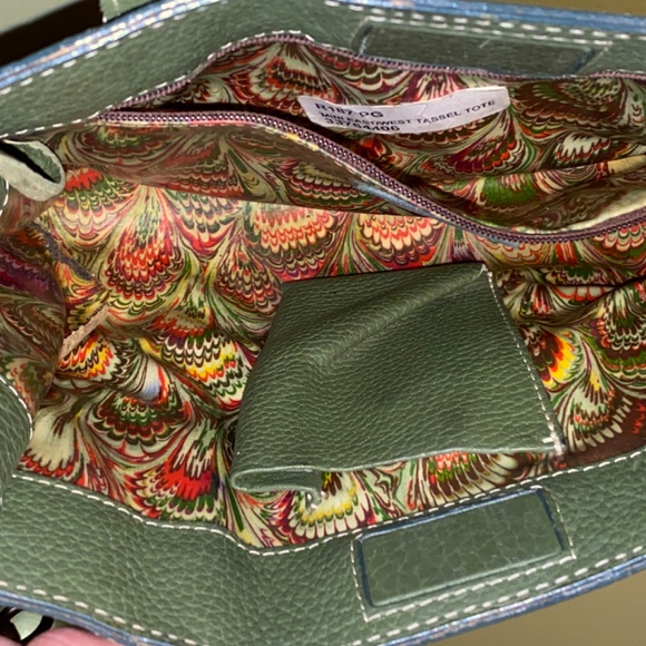 East/ West Tassel Green Dooney & Bourke Leather Tote - Picture 6 of 10